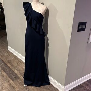 Jessica Howard gown